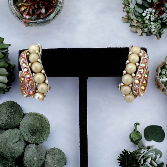 LEDO AB Pink Crystal Earrings Beaded White Washed Metal Vintage Clip On Sparkly. - Picture 13 of 16